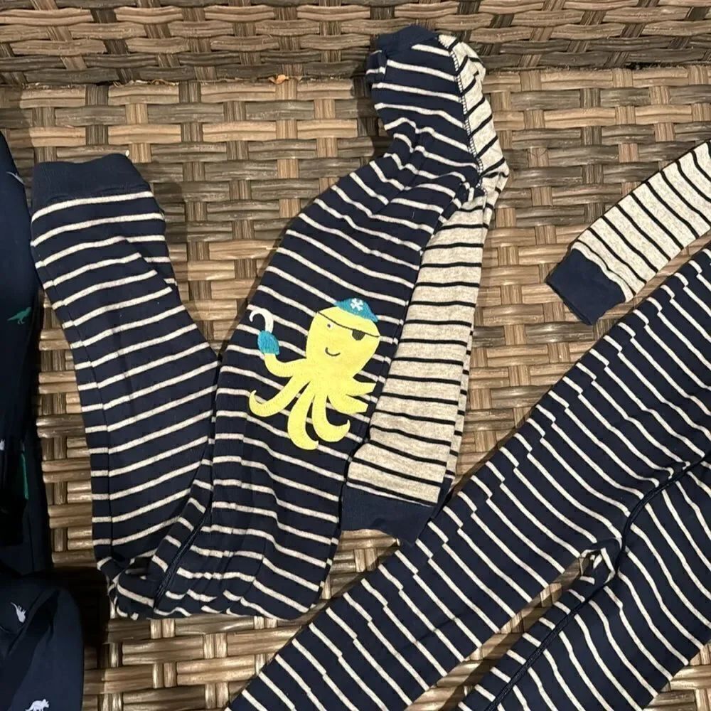 Carter’s long PJ set 3 - Picture 5 of 10